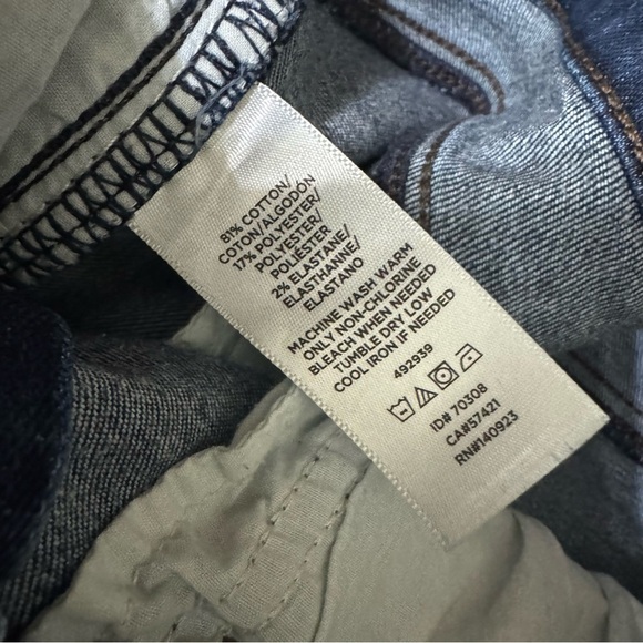 LOFT Women's Deep Indigo‎ Skinny size 8 petite Capri cropped casual Jeans - Picture 7 of 8